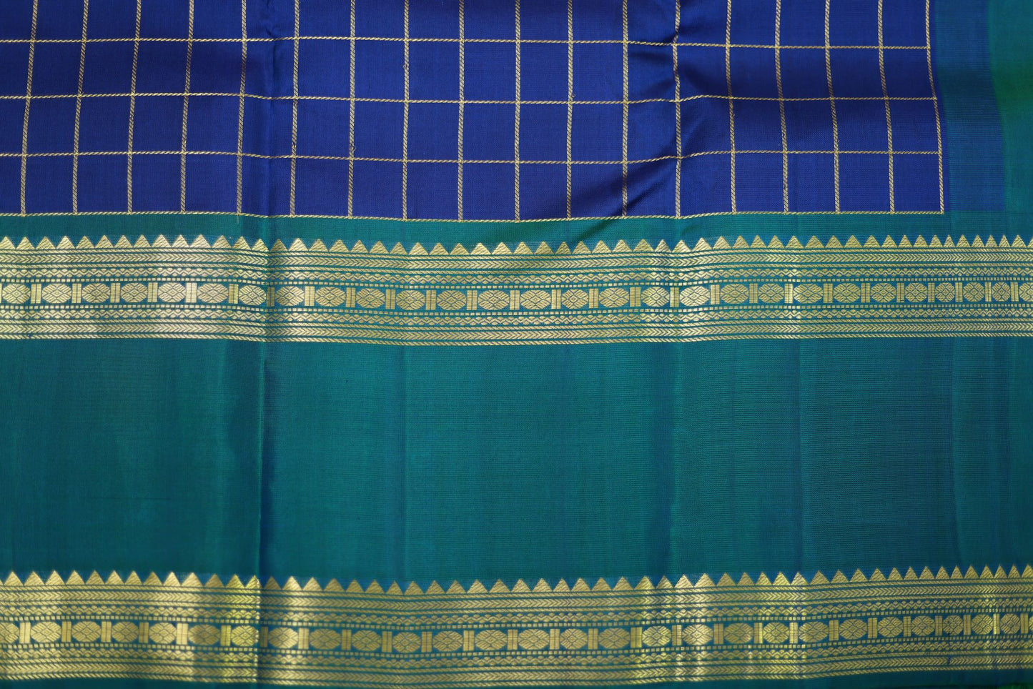 Pure Handloom Korvai Kanjivaram Silk Saree - Blue Color with Green Color Gap Border