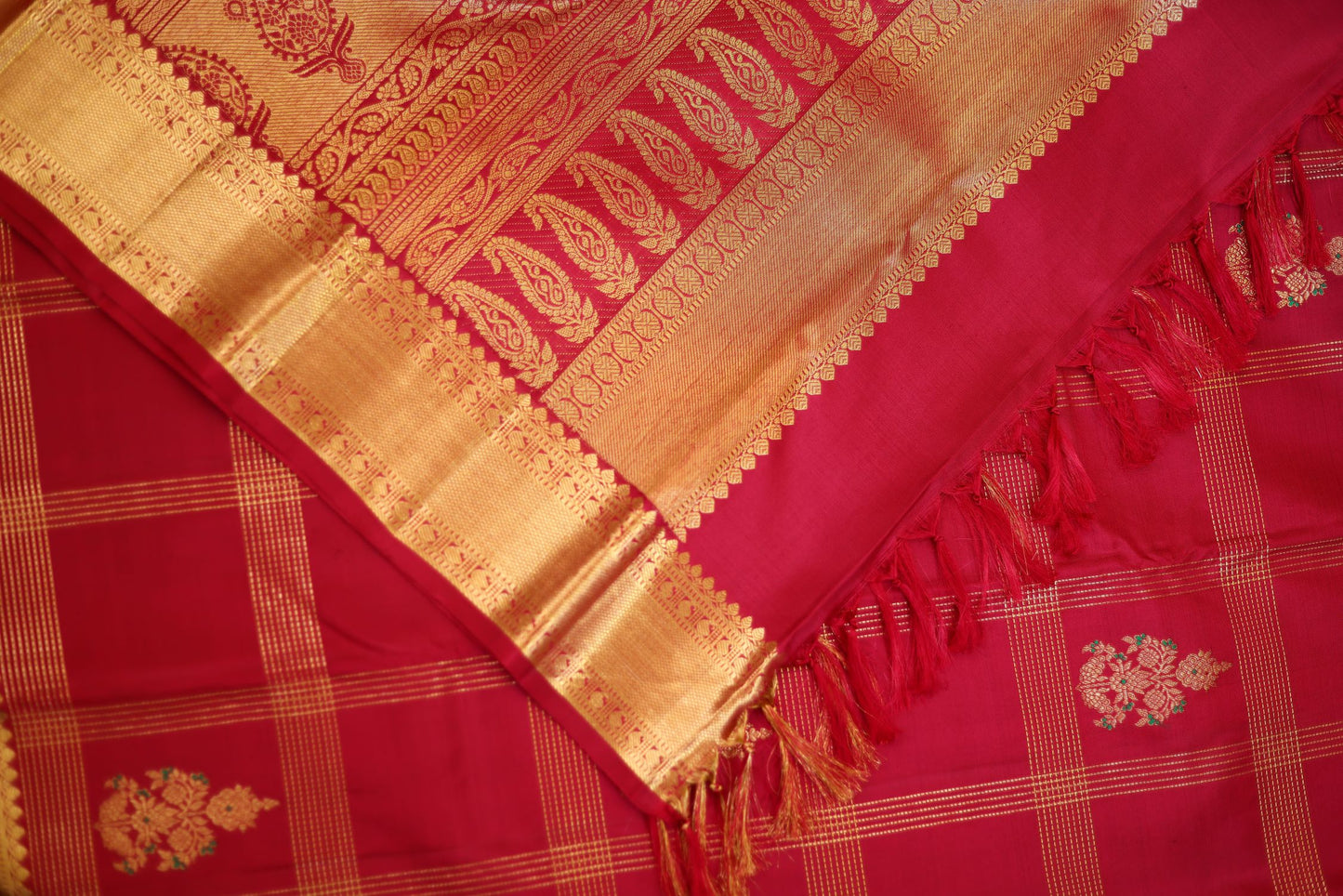 Pure Handloom Korvai Kanjivaram Silk Saree - Maroon Color
