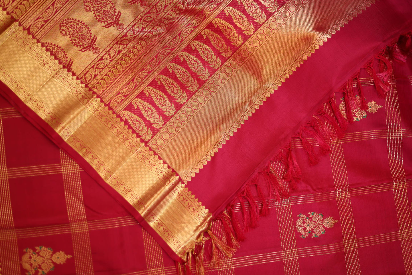 Pure Handloom Korvai Kanjivaram Silk Saree - Maroon Color