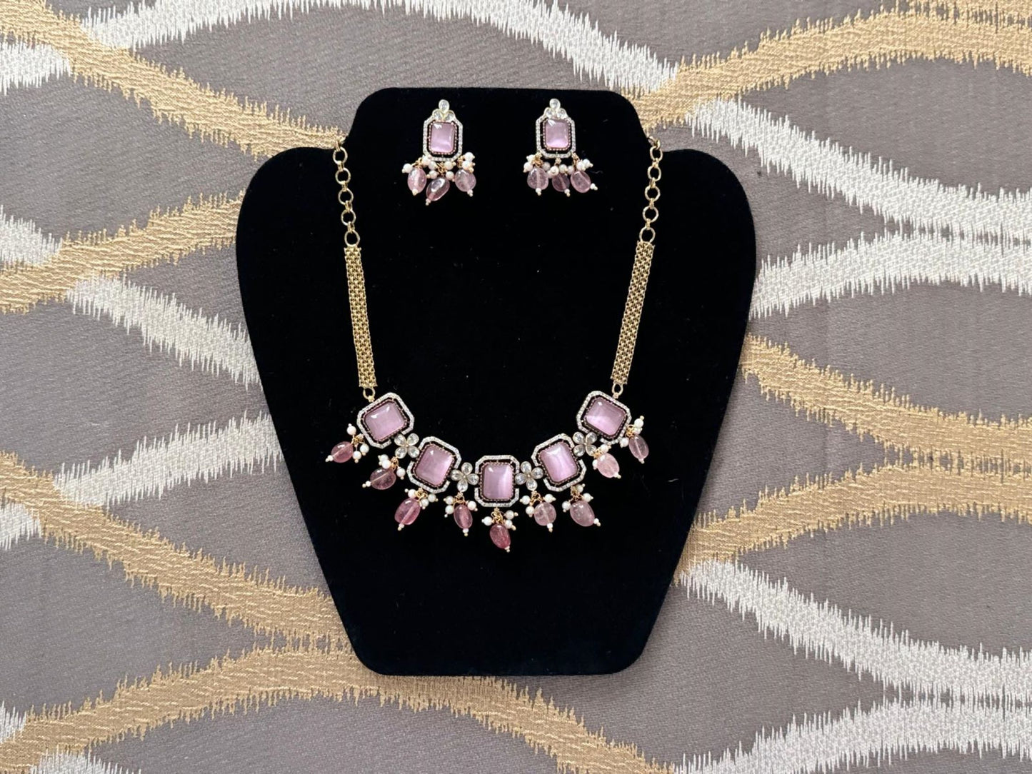 Artificial Jewelry - Necklace Set - Pink