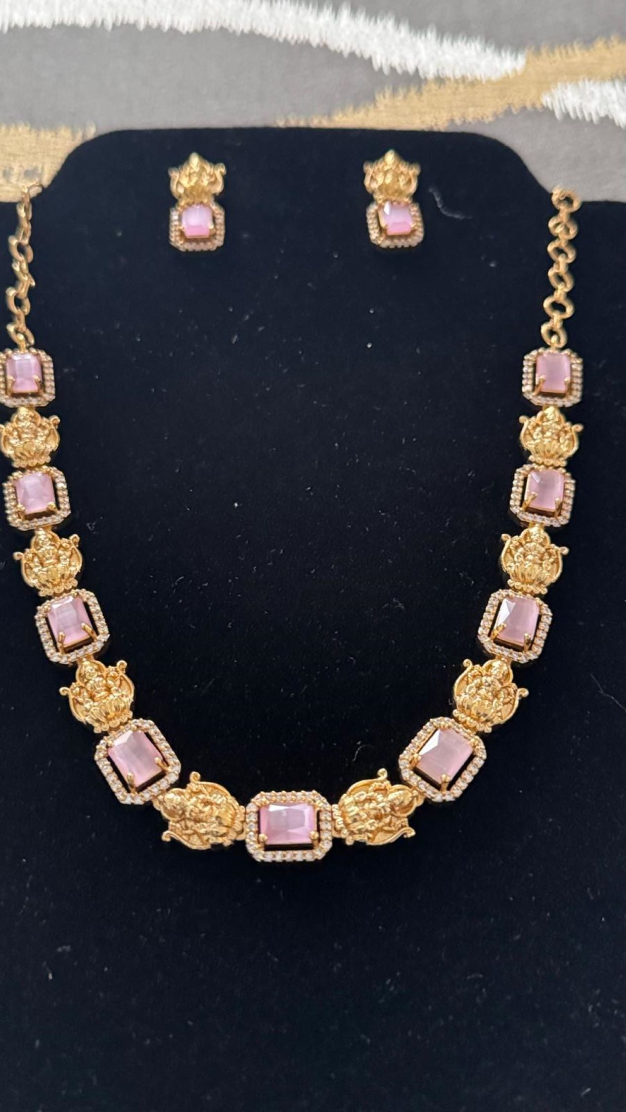 Artificial Jewelry - Necklace Set - Baby Pink