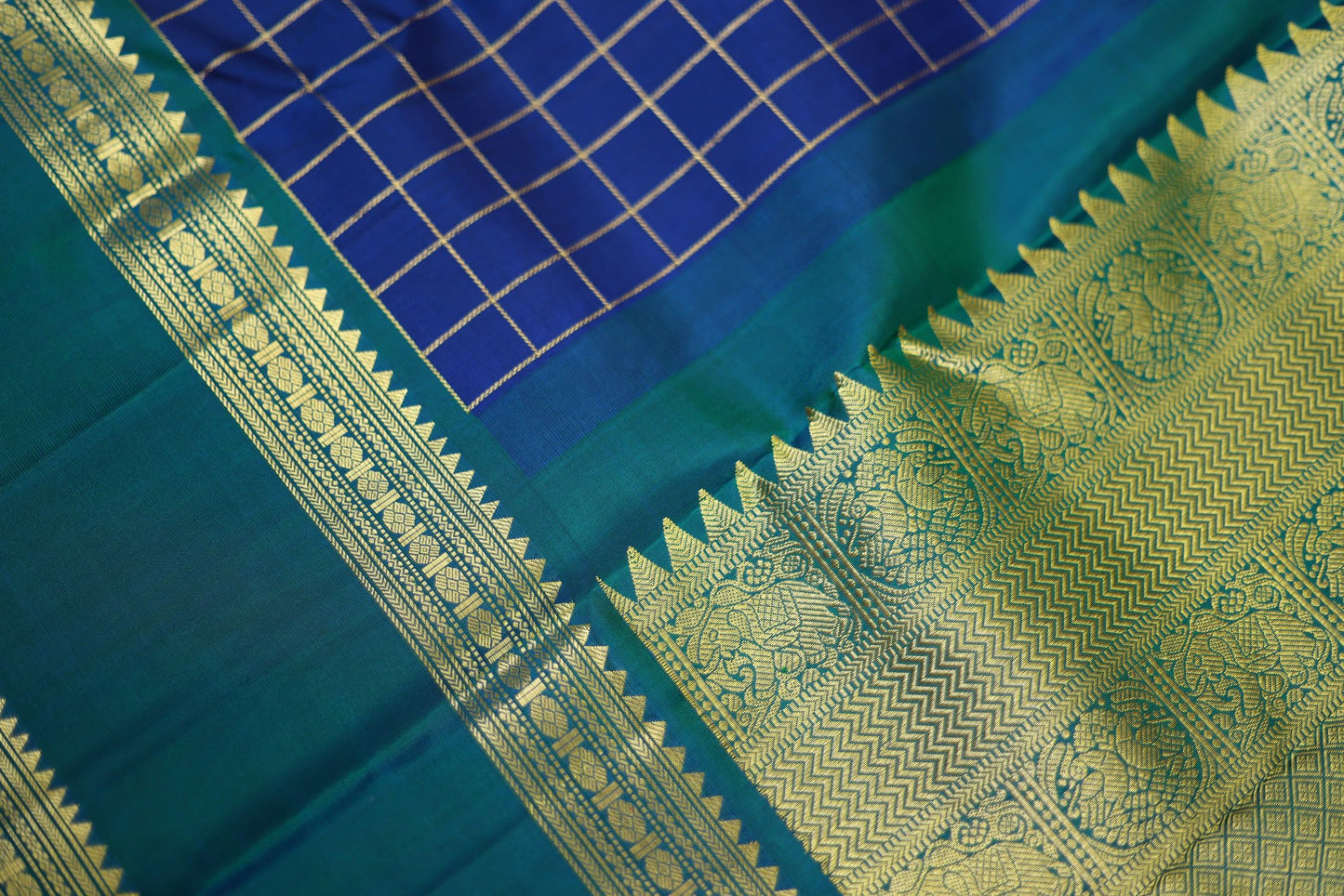 Pure Handloom Korvai Kanjivaram Silk Saree - Blue Color with Green Color Gap Border