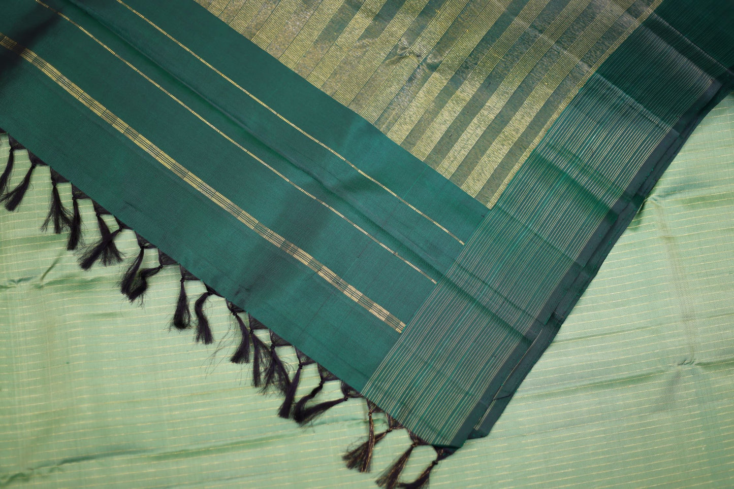 Pure Handloom Korvai Kanjivaram Silk Saree - Moss Green Color with Bottle Green Border