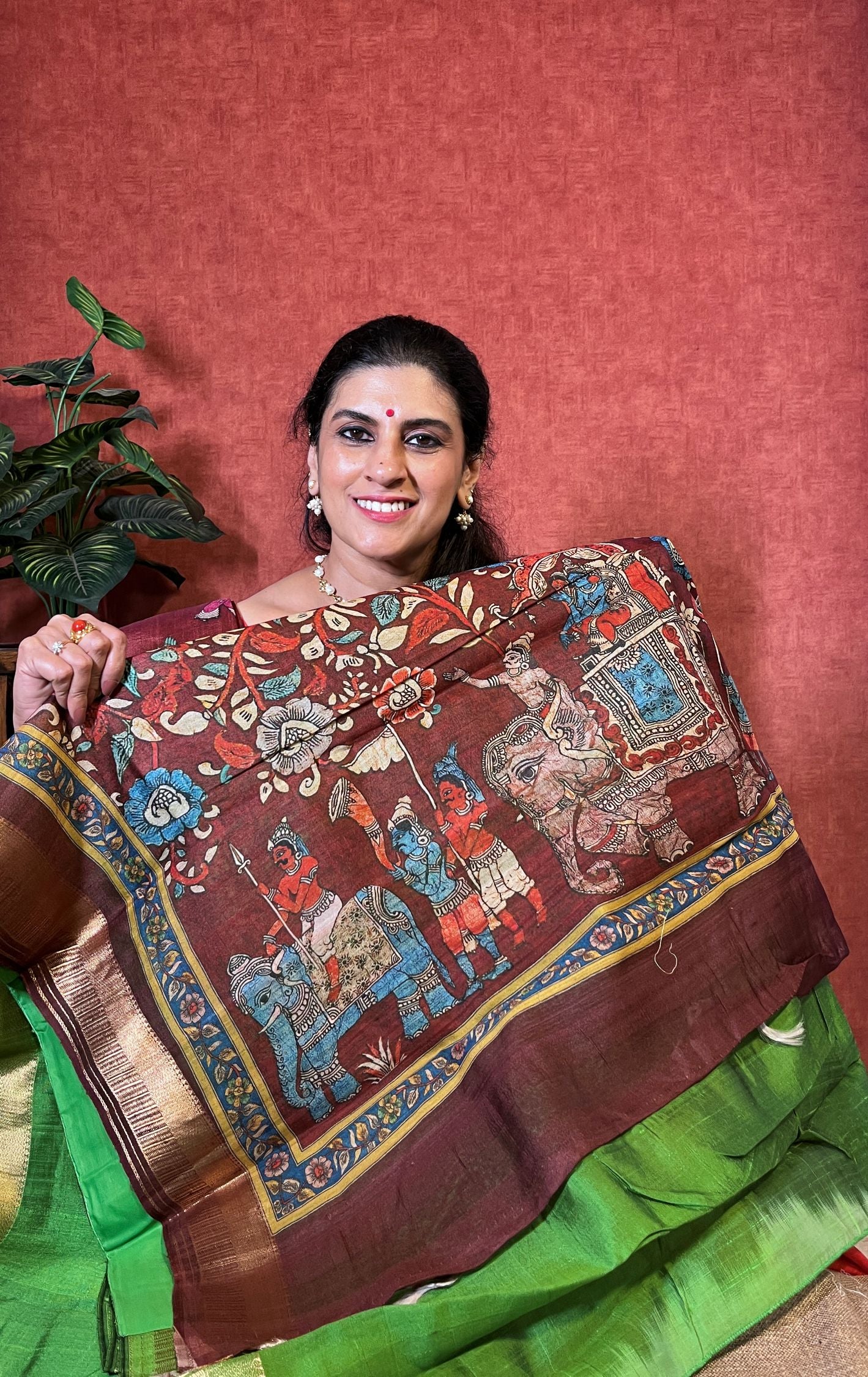 Pure Raw SIlk - Emerald Green Color with Zari Border Pallu and Printed Blouse